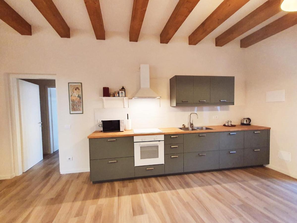 Residenza La Ruga Matilde & Eleonora Apartments Lake فيربانيا المظهر الخارجي الصورة