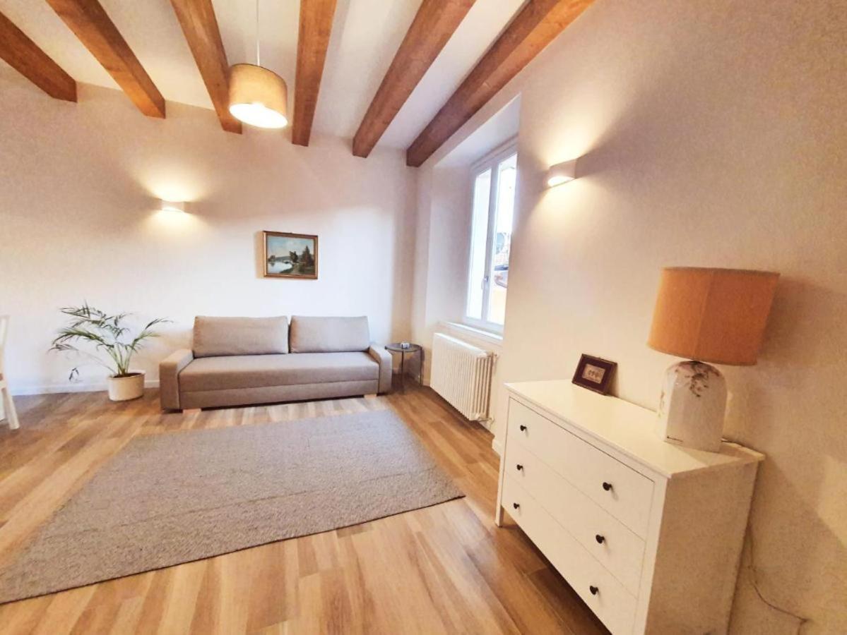 Residenza La Ruga Matilde & Eleonora Apartments Lake فيربانيا المظهر الخارجي الصورة